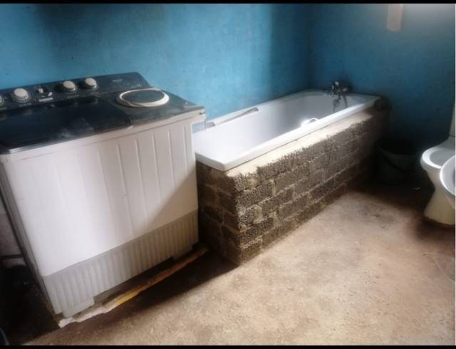 2 BEDROOM HOUSE FOR SALE IN ORANGE FARM